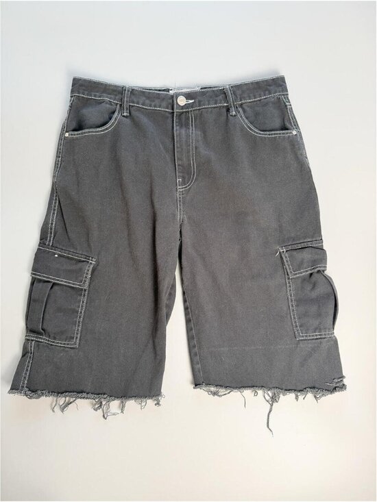 refuge Pants - Vintage Refuge Cargo Shorts, Y2K Utility Shorts, Distressed Hem,‎ Grunge 33"